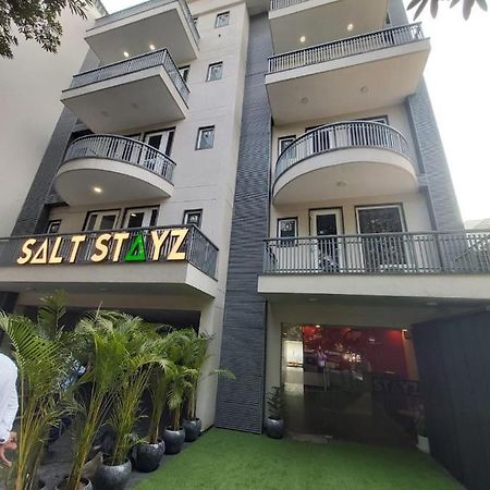 Saltstayz Hotel Huda City Center Гургаон Экстерьер фото